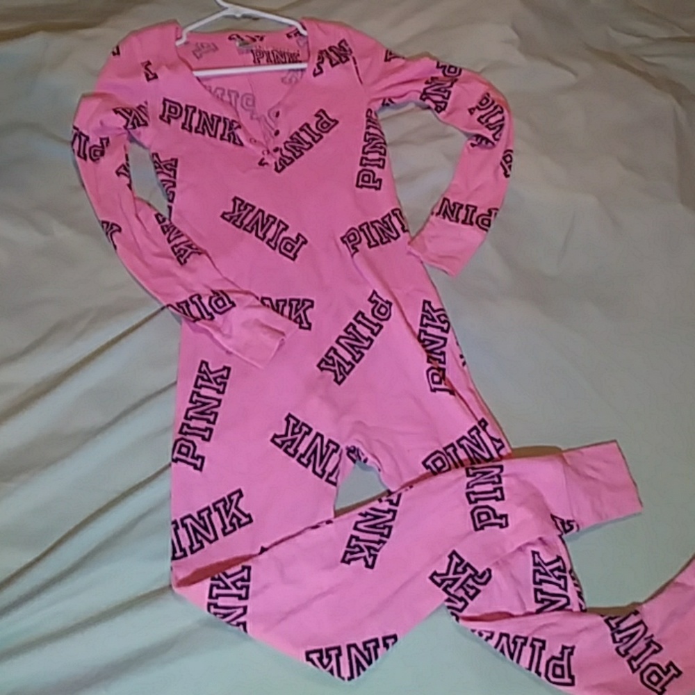 Victoria Secrets-PINK